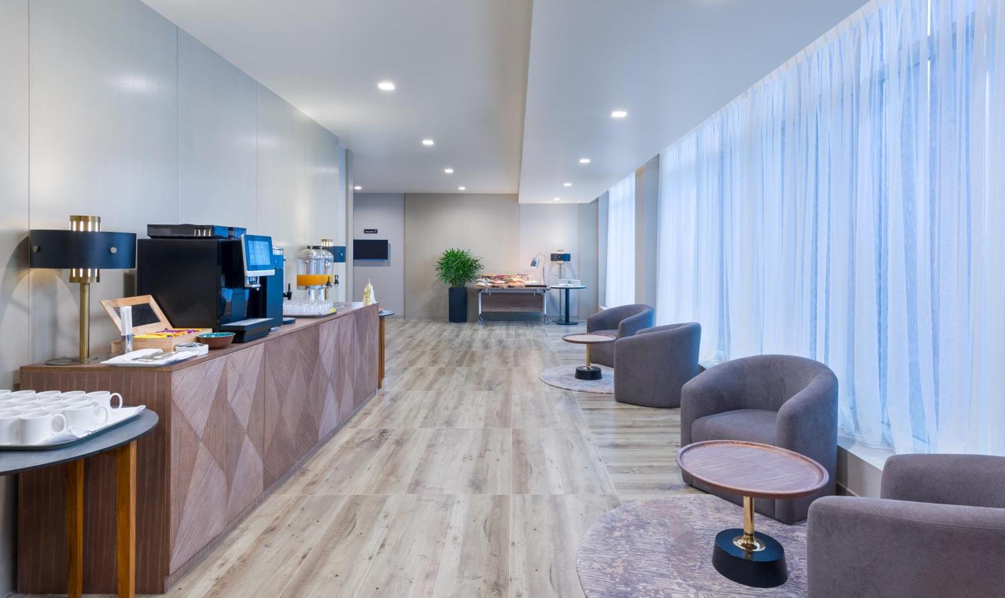 Intercityhotel Bawshar مسقط المظهر الخارجي الصورة