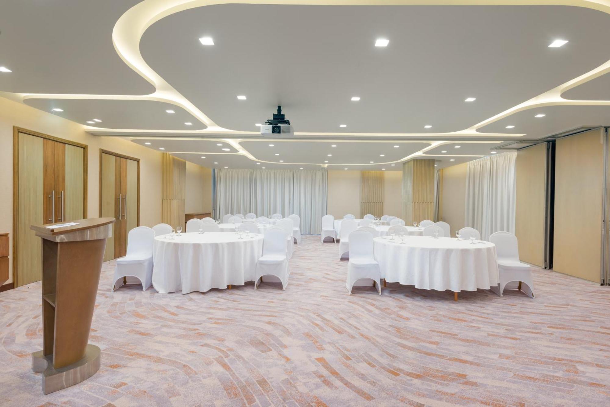Intercityhotel Bawshar مسقط المظهر الخارجي الصورة
