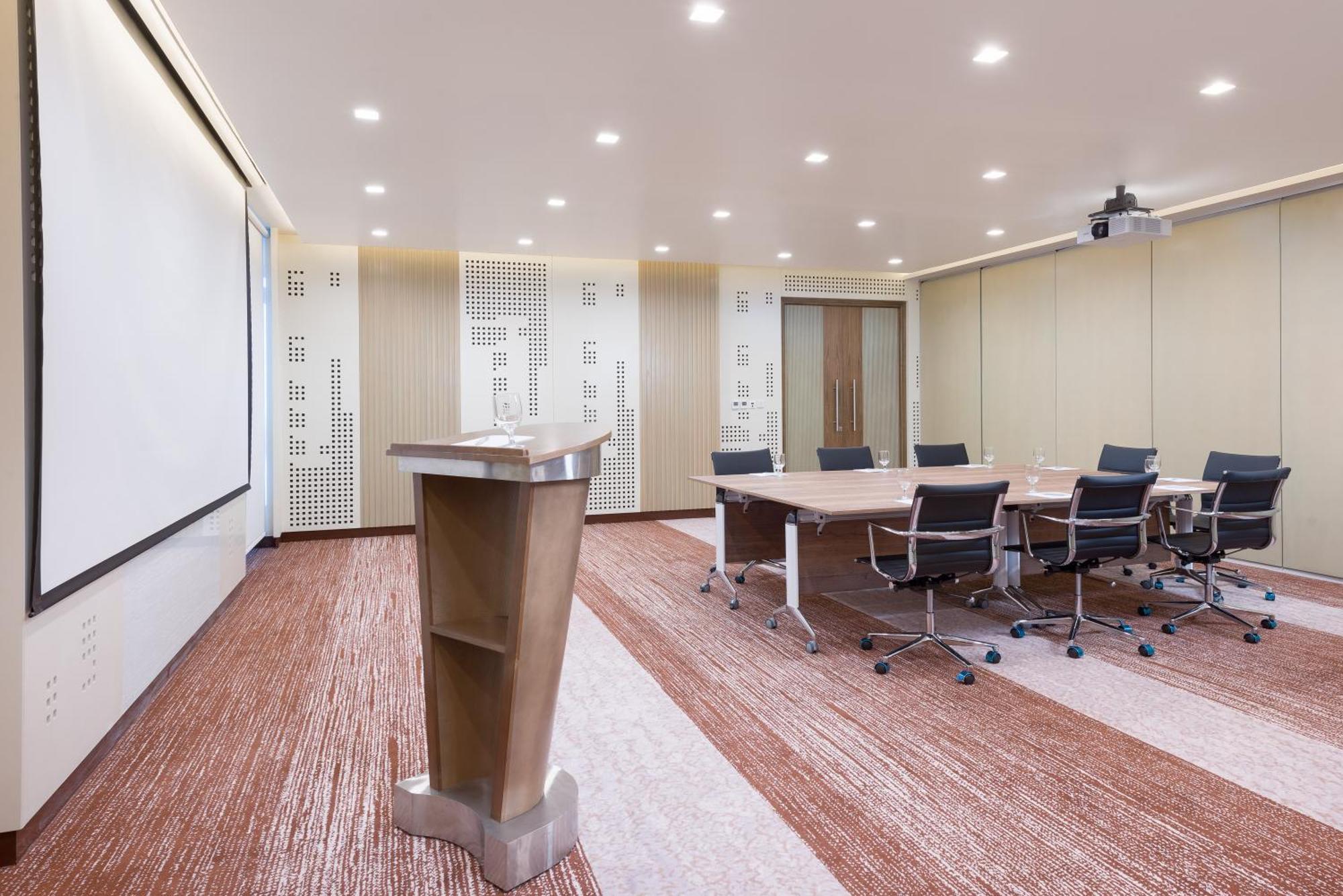 Intercityhotel Bawshar مسقط المظهر الخارجي الصورة